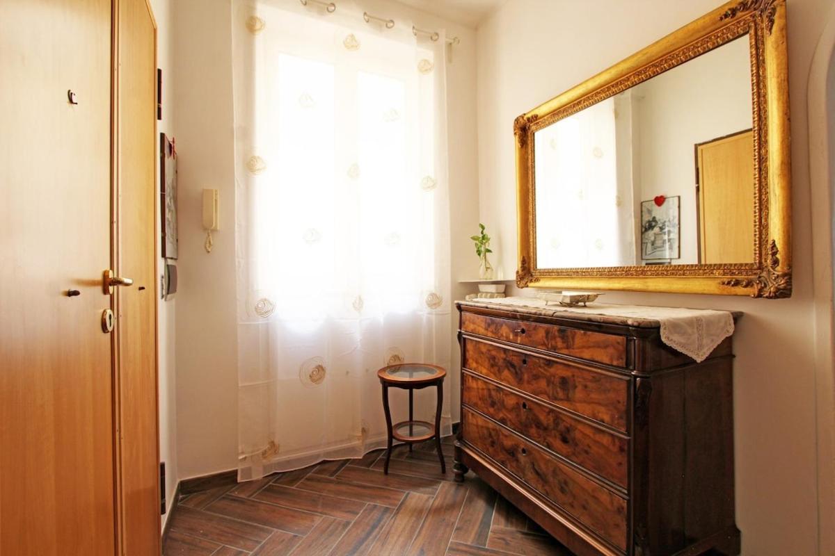 Apartment A Casa Di Chloe - Ponte Milvio Rom
